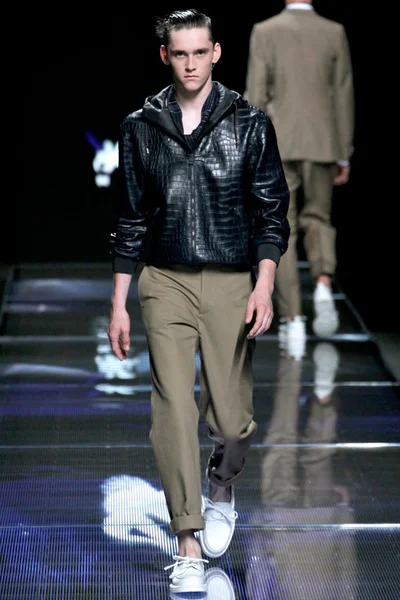 Look 6